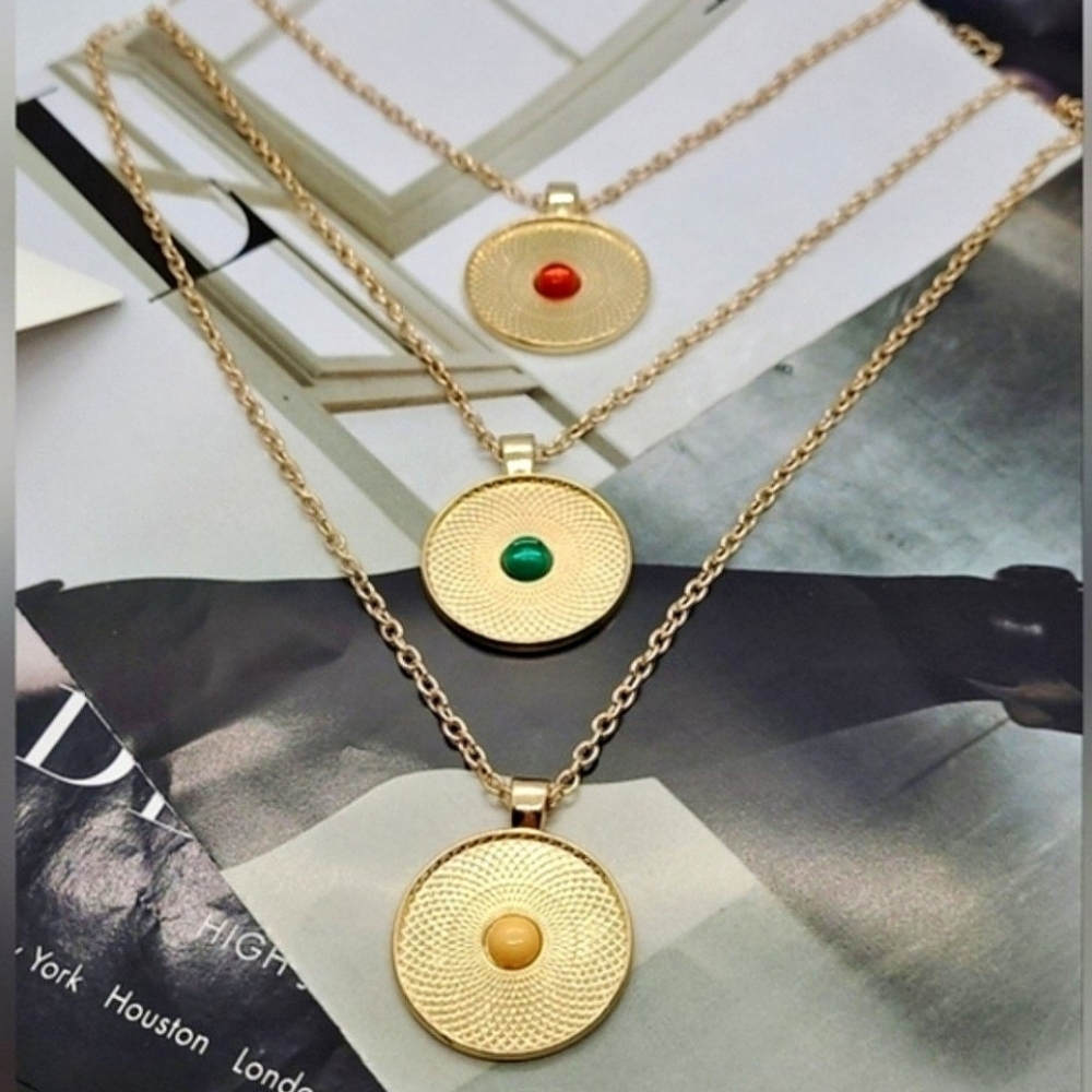 NWT Triple Pendant Layered Chain Gold Necklace